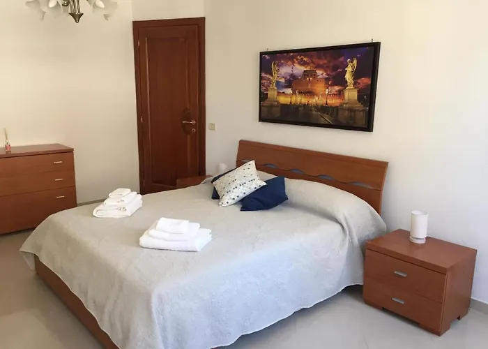 Roma Apartment *